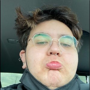 Meet your Posher, Antonio